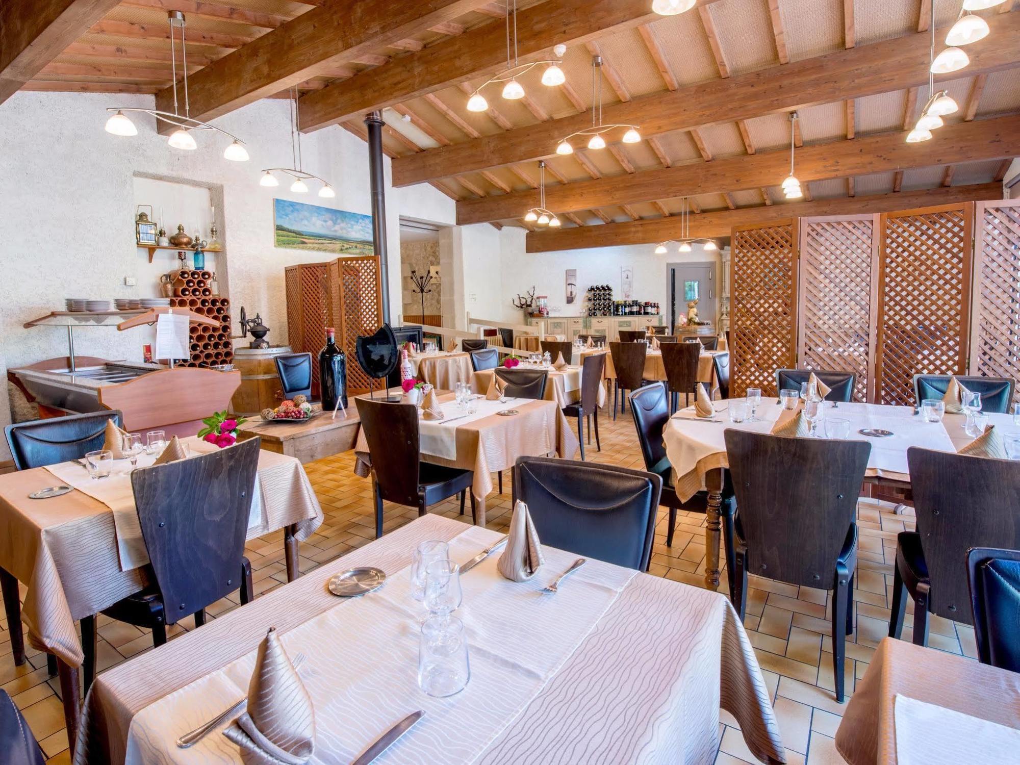 Logis Hotels - Hotel Et Restaurant Les Voyageurs Tournon-d'Agenais Luaran gambar